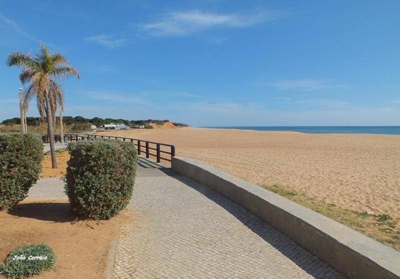 Quarteira Beach Exterior photo